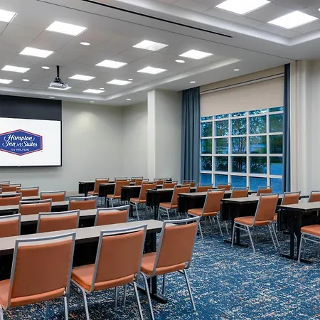 Hampton Inn & Suites Tampa Airport Avion Park Westshore-3